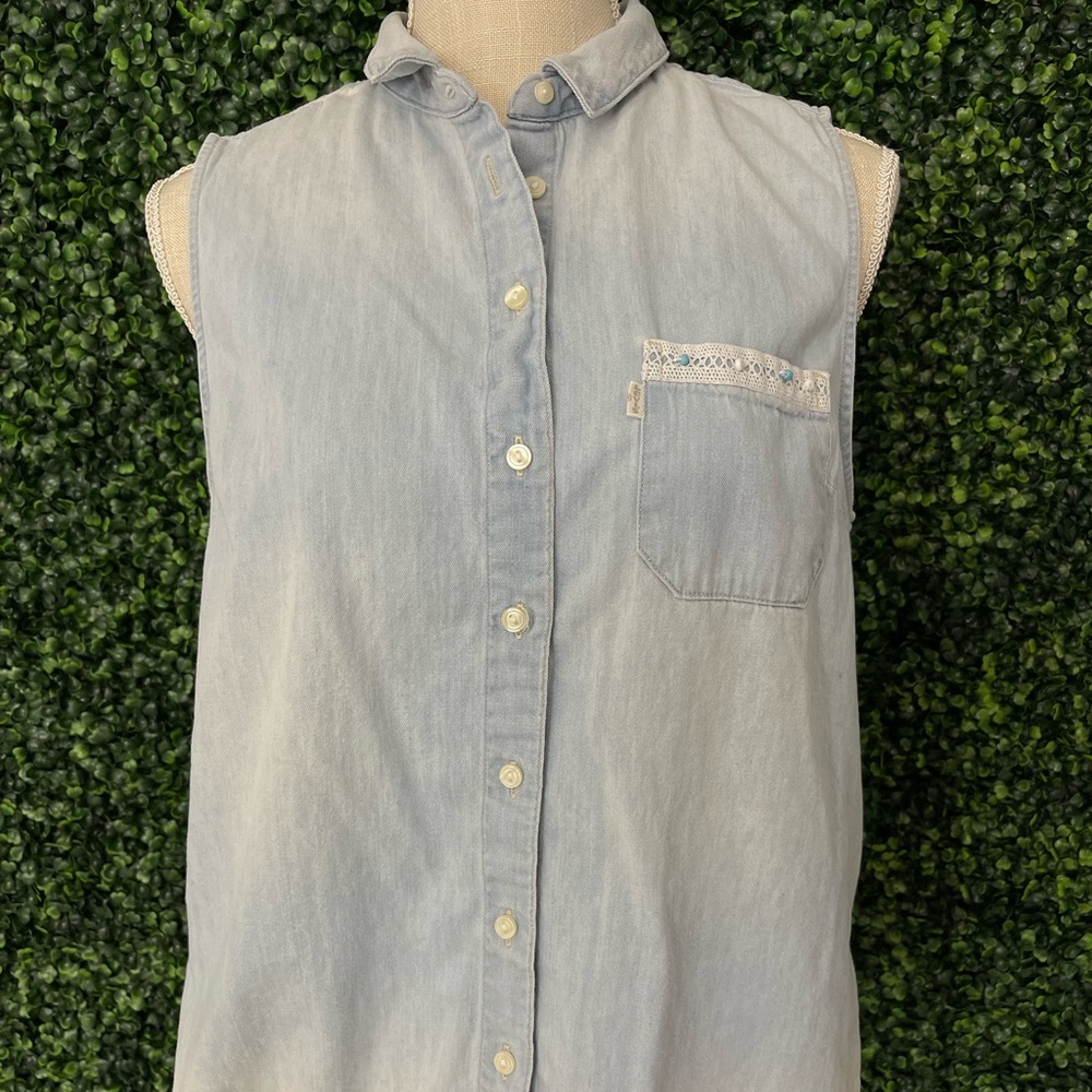 Levi’s Top